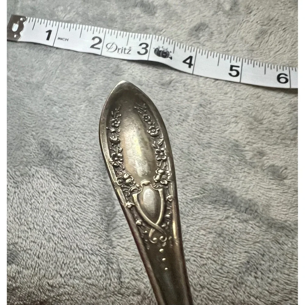 International Silverplate step into